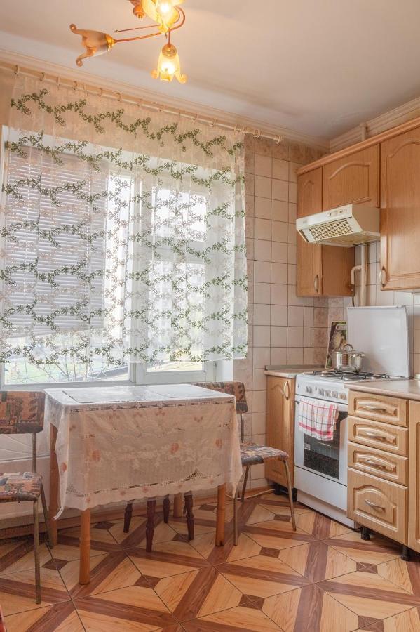 Квартира По Адресу Приозерная 8 Б Оболонь Kiev Esterno foto