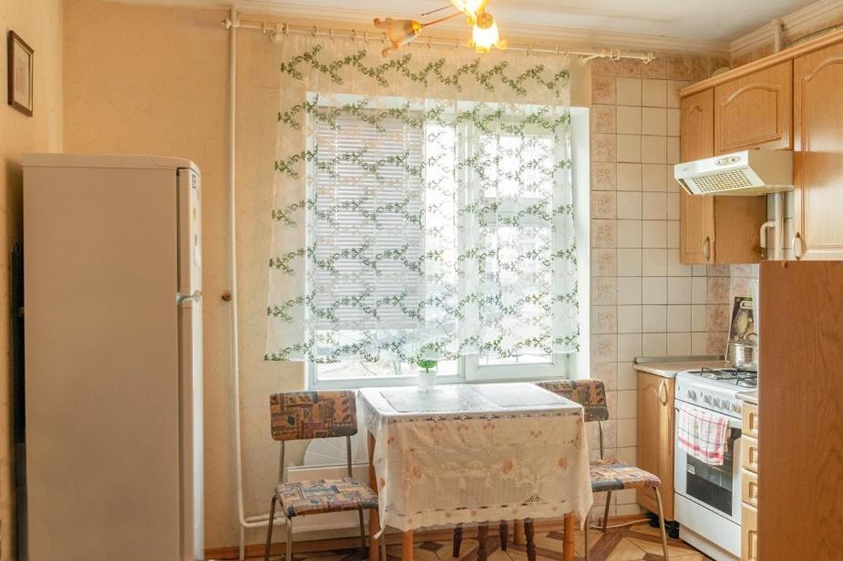 Квартира По Адресу Приозерная 8 Б Оболонь Kiev Esterno foto